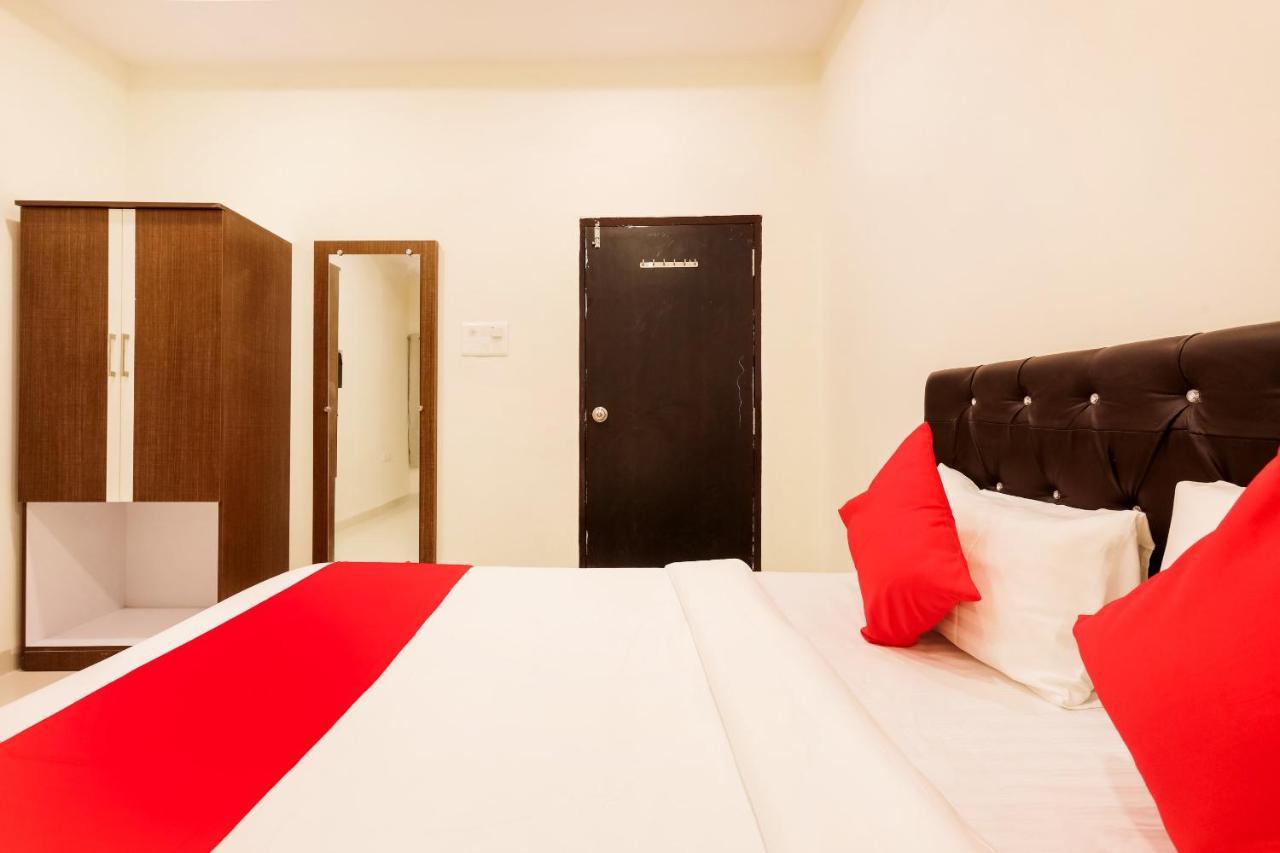 Oyo Flagship 30861 Hotel Velocity Vijay Nagar Indore Exterior photo